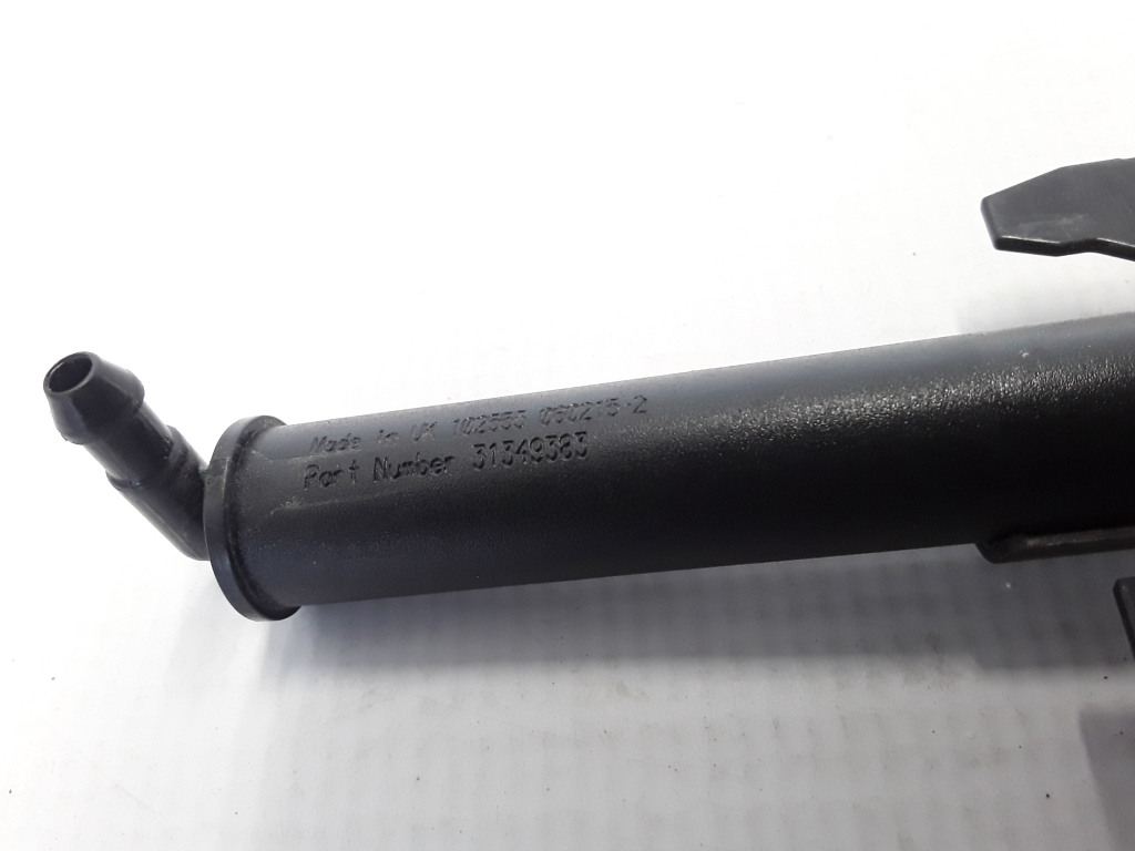 Used Volvo Xc Headlamp Spray Nozzle