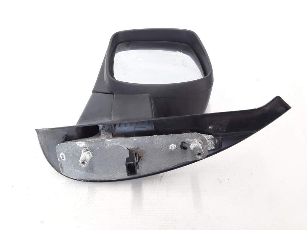 Naudotas RENAULT Kangoo Šoninis veidrodėlis ir jo detalės 7701068841