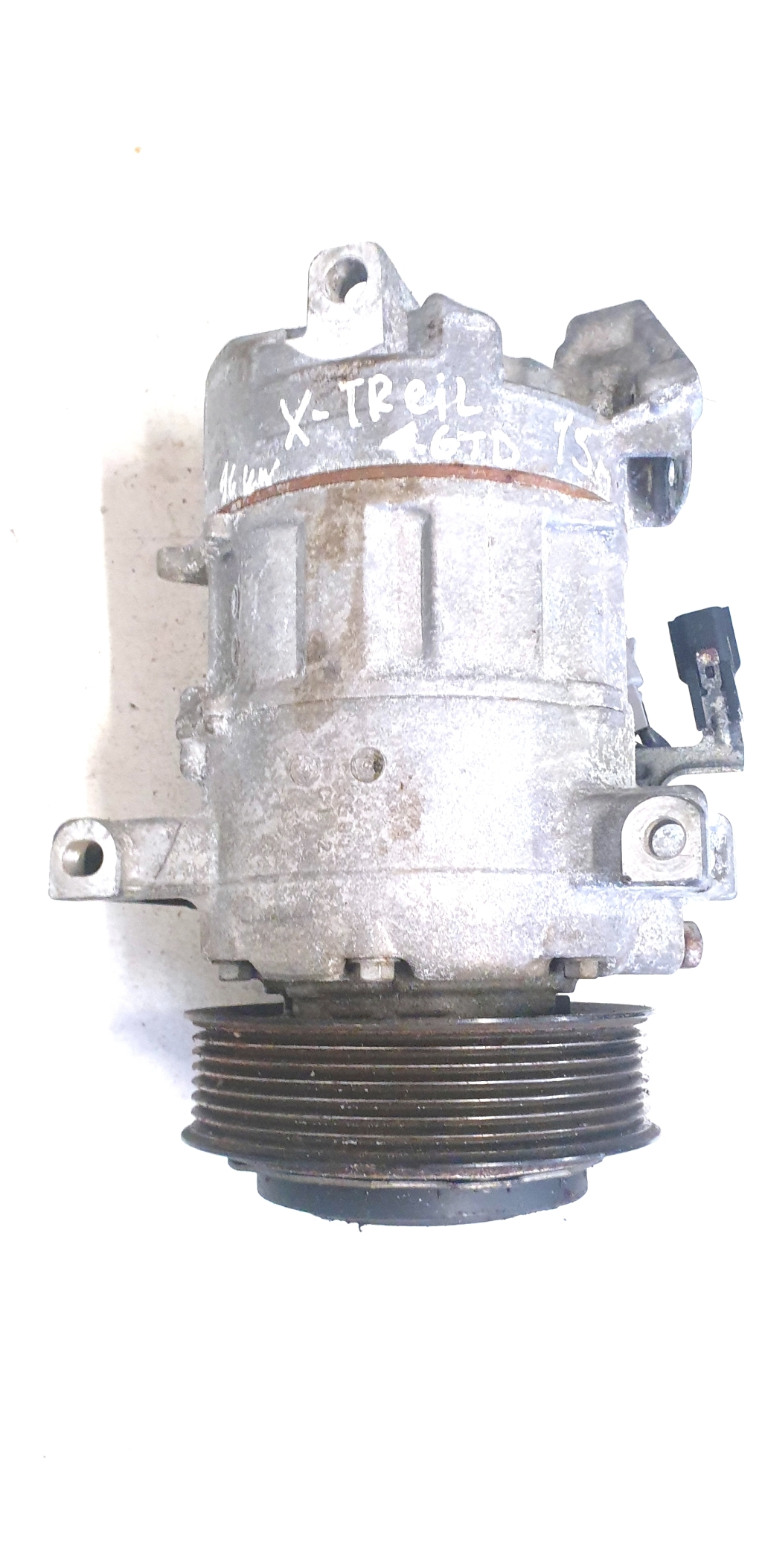 Used NISSAN X Trail Air Conditioner Compressor 926004CAIA