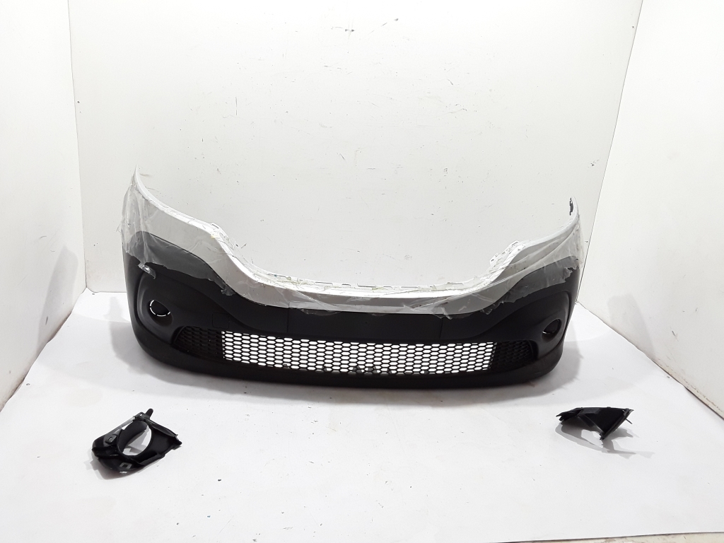 Used Renault Trafic Front Bumper R