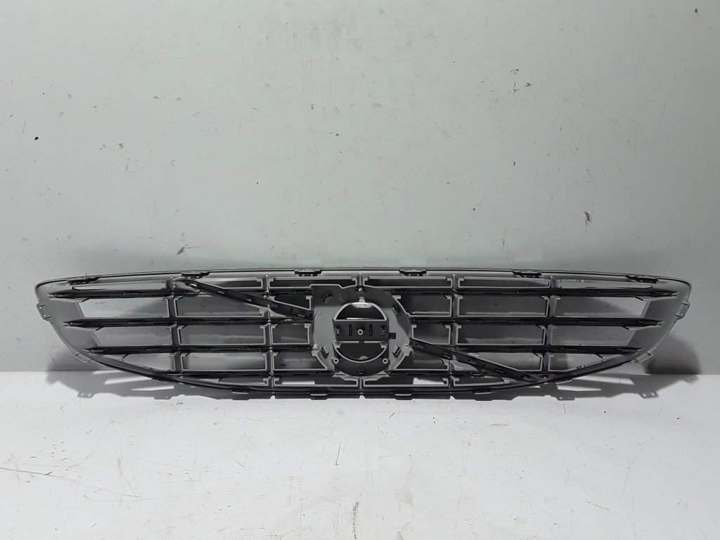 Used Volvo V Front Grille