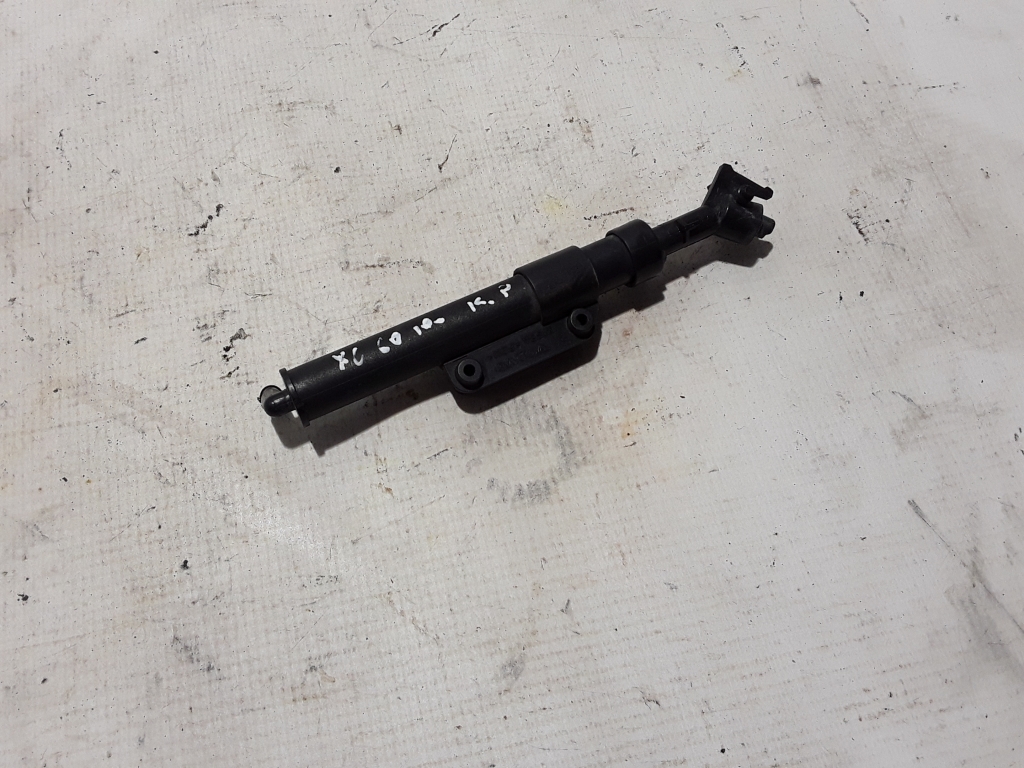 Used Volvo Xc Headlamp Spray Nozzle