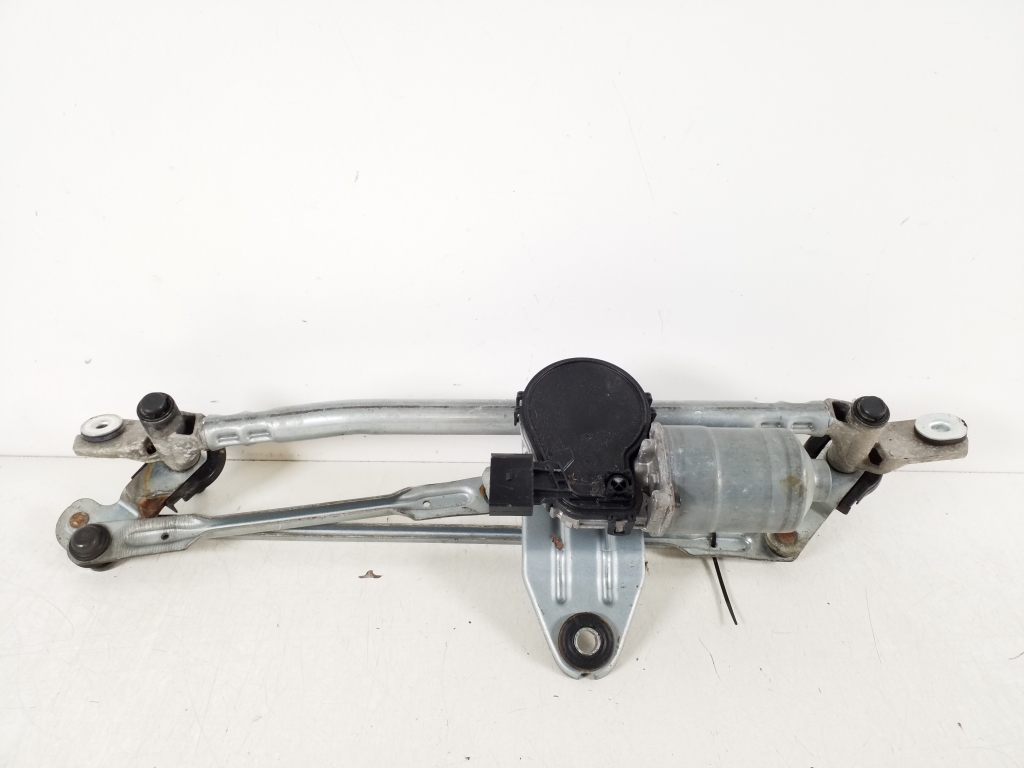 Used Kia Sorento Windshield Wiper Mechanism And Its Details