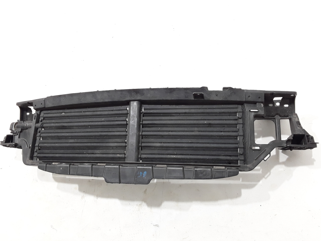 Used Volvo Xc Air Deflector Cooling Radiator