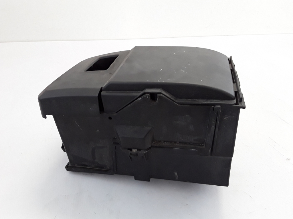 VOLVO C70 2 generation (2005-2013) Battery holder 30667941 21101411