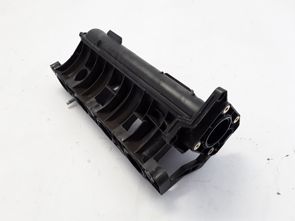 RENAULT Scenic 3 generation (2009-2015) Įsiurbimo kolektorius 140032069R 21101374