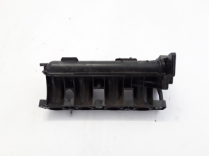  Intake manifold 