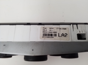 Opel Astra H (2004–2010) Heater control panel - 2