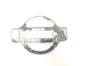 NISSAN Almera Tino V10 (2000–2006) Emblem 84890BU300 - 3