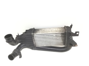 Opel Astra H (2004–2010) Starpdzesētāja radiators 13128926 - 2