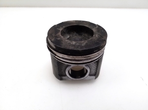 NISSAN X-Trail T30 (2001–2007) Piston and its parts - 2