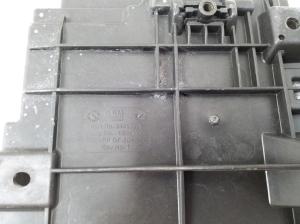 Opel Vectra C (2002–2008) Batteriehalter 24413805 - 2