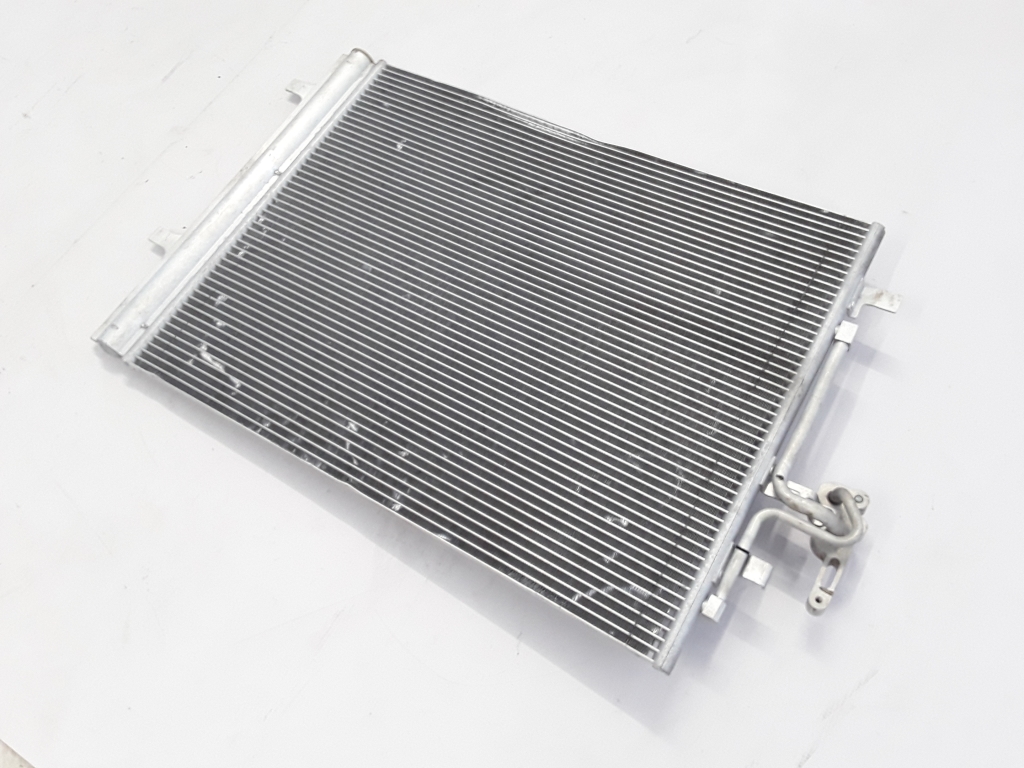 VOLVO V60 1 generation (2010-2020) A/C Radiator 31274157 21101327