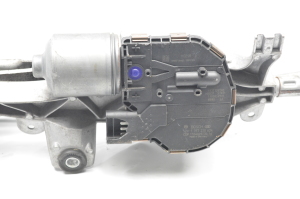 Opel Astra J (2009–2017) Scheibenwischermechanismus 13262436 - 4