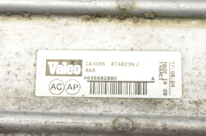 Peugeot 407 (2004–2010) Vahejahuti radiaator 9645682880 - 2
