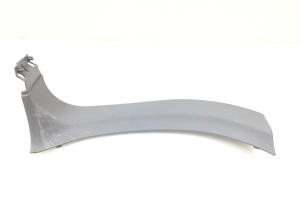 Interior trim of the rear strut - 7l5868447