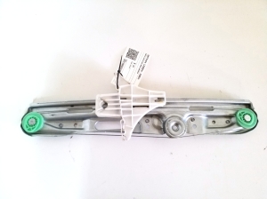 Opel Vectra C (2002–2008) Rear side door window regulator - 2