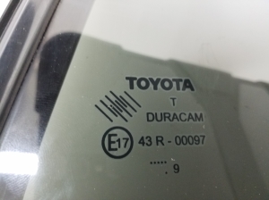TOYOTA Verso (2009–2017) Tagumise külgukse kolmnurkklaas 681230F010 - 2
