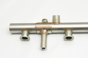 Volkswagen Jetta (2010–2017) Common Rail Kraftstoffleitung 06K133317H - 4