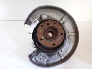 Rear wheel hub