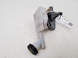 NISSAN Juke F15 (2010–2018) Brake master cylinder - 4