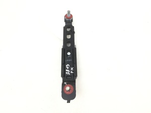 NISSAN Juke F15 (2010–2018) Drošības jostas augstuma regulētājs 6096312A - 2