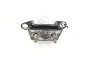 NISSAN Juke F15 (2010–2018) Rear side door upper hinge - 2