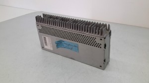 Amplificateur audio de voiture - 8610048040