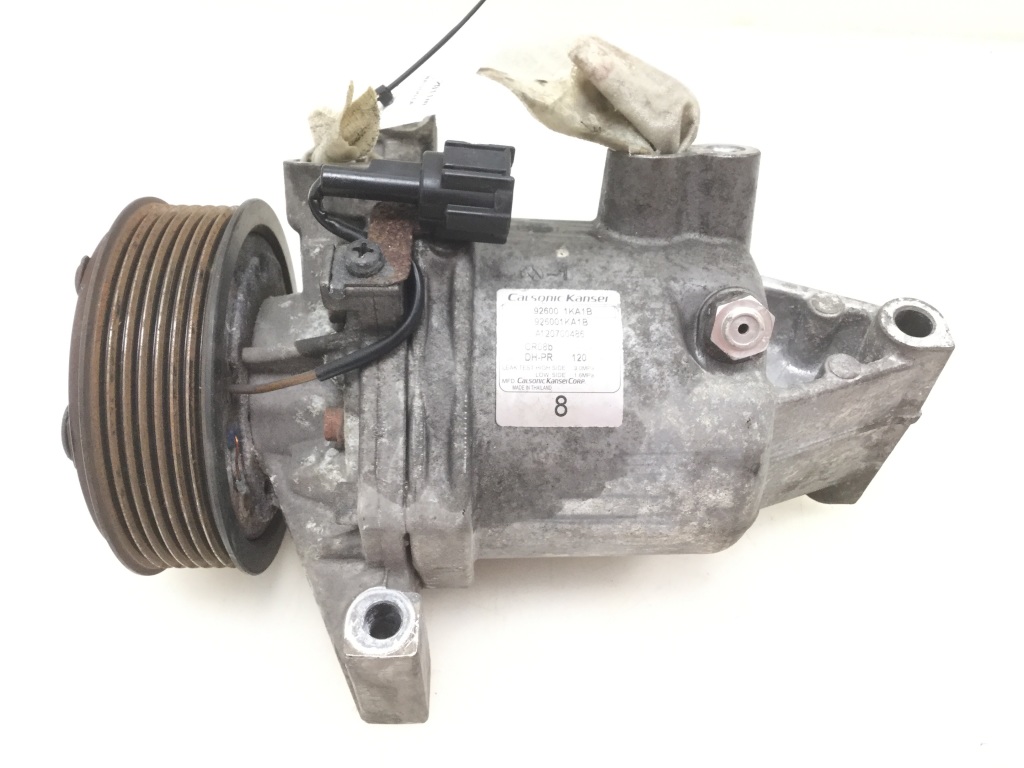 Used NISSAN Juke Air conditioner compressor 926001KA1B