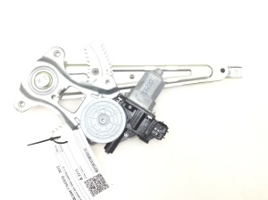 Rear side door window regulator and its parts - 