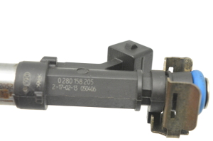 Opel Corsa D (2006–2014) Injektor Einspritzdüse 0280158205 - 2