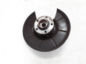  Rear hub 