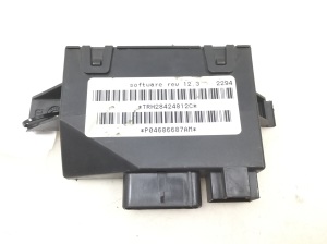 Chrysler Voyager IV (2001–2007) Kesklukustuse juhtplokk P04686687AM - 2