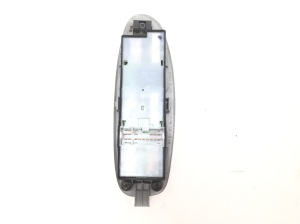 NISSAN Almera Tino V10 (2000–2006) Front door glass switch - 2