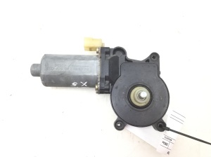 BMW 3 SERIES E46 (1998–2007) Front door window regulator motor 83620630 - 2