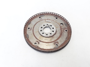  Clutch flywheel 