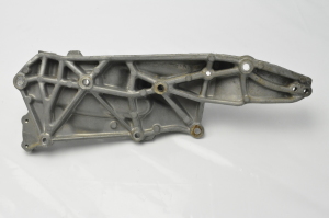 Ford Mondeo V (2014–2018) Generaatori kinnitus DS7Q8D611AH - 2