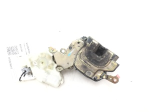 NISSAN Almera Tino V10 (2000–2006) Front door lock 8055361U66 - 2