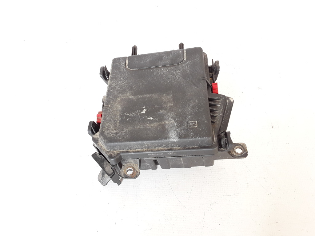 RENAULT Megane 3 generation (2008-2020) Fuse Box Holder 284B10002R 21101750