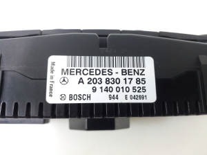 Mercedes Benz CLC-Class 203 (2001–2007) Heater control panel A2038301785 - 3