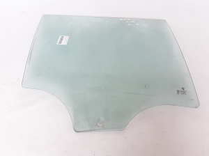 Rear side door glass - 51357182120