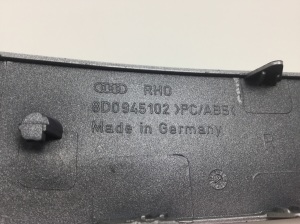 AUDI A4 B5 (1994–2001) Leiste unter dem Scheinwerfer 8D0945102 - 2