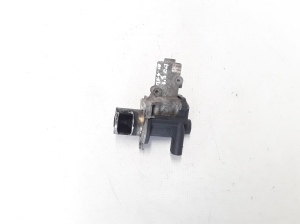  EGR valve 