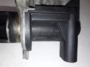  EGR valve 