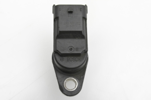 Opel Corsa C (2000–2006) Camshaft position sensor 0232103052 - 3