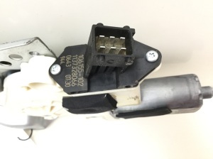 Opel Signum (2003–2008) Front door window regulator and its parts - 2