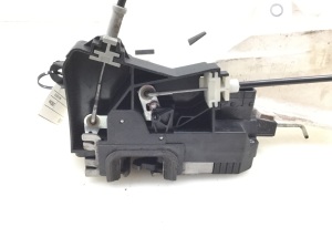Opel Signum (2003–2008) Front door lock - 2