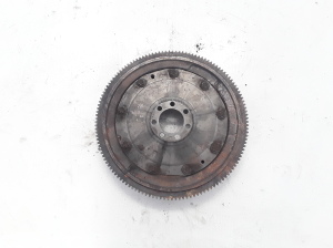  Clutch flywheel 