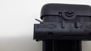 Mercedes Benz ML-Class 163 (1998–2005) Heated seat switch A1638200210 - 2
