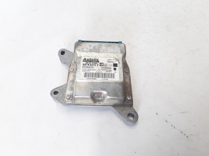 RENAULT Trafic II (2001–2014) Turvapadja moodul 8200469203 - 2